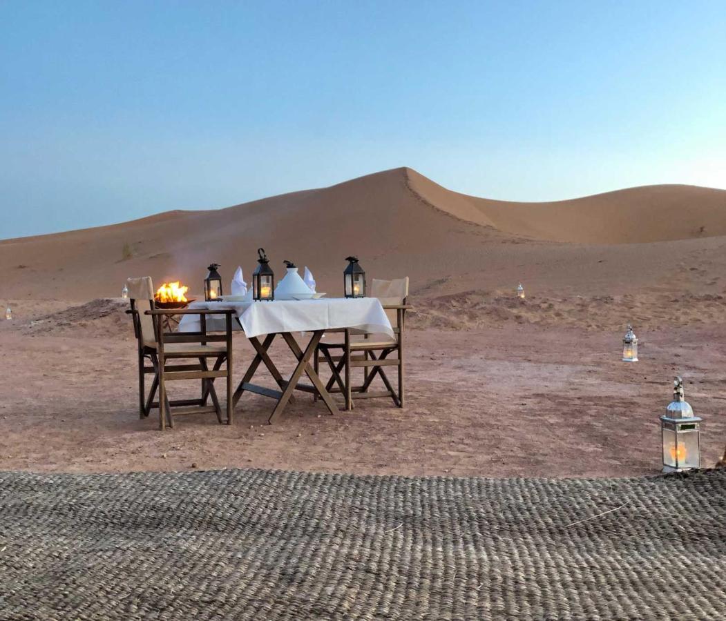 Desert Glamping Resort Merzouga Esterno foto