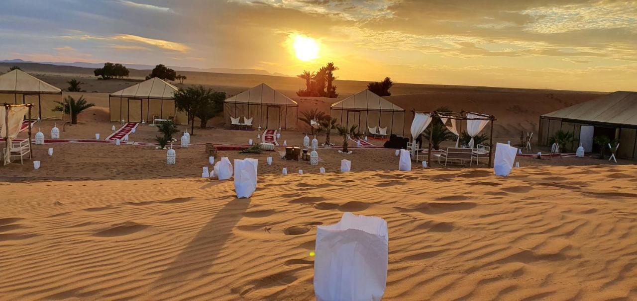 Desert Glamping Resort Merzouga Esterno foto