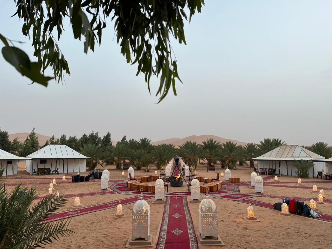 Desert Glamping Resort Merzouga Esterno foto